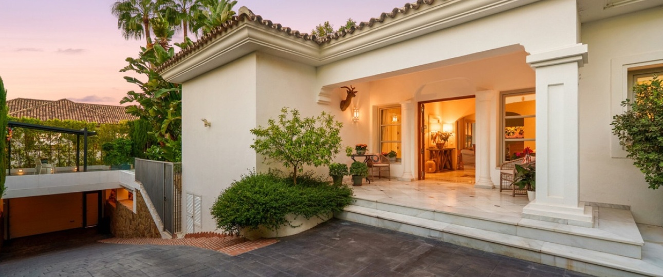 Resale - Villa - Marbella - Sierra Blanca