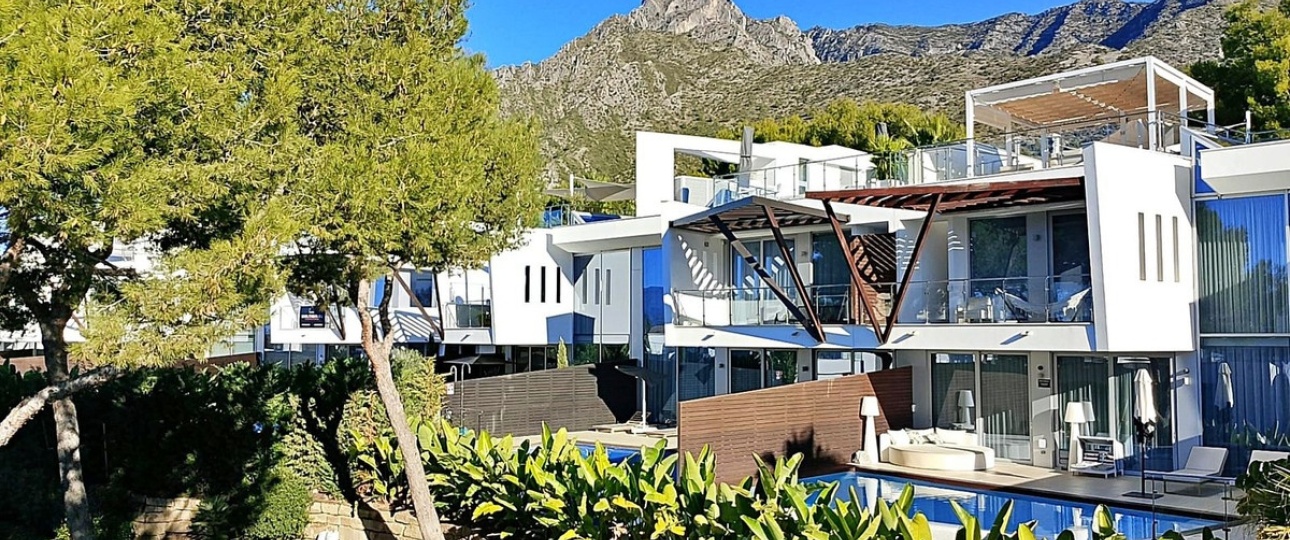 Resale - Villa - Marbella - Sierra Blanca