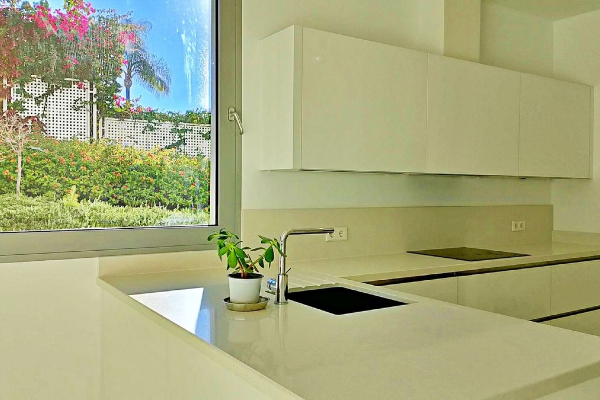 Resale - Villa - Marbella - Sierra Blanca