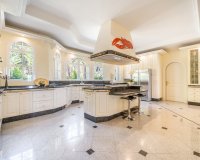 Resale - Villa - Marbella - The Golden Mile