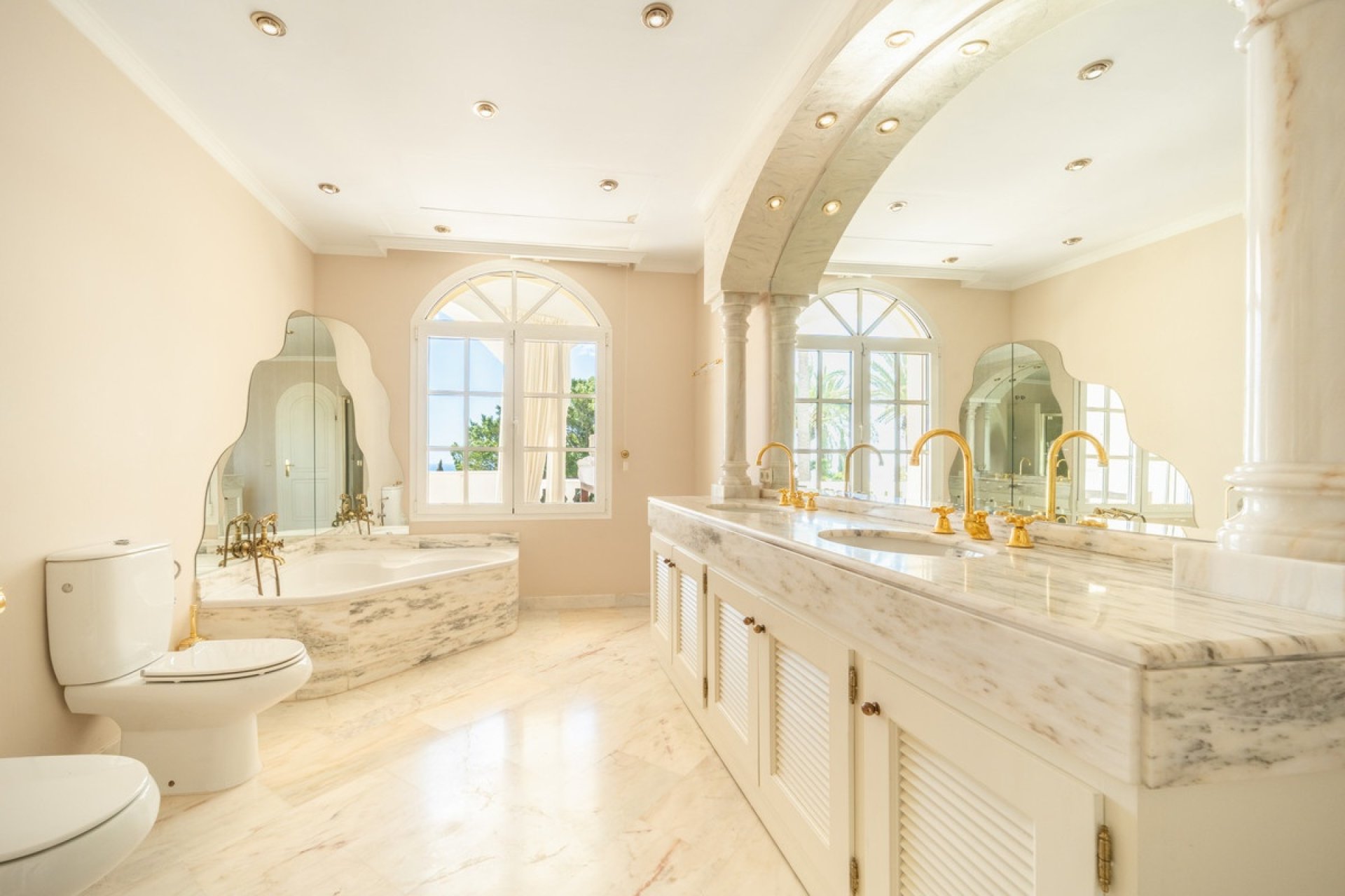 Resale - Villa - Marbella - The Golden Mile