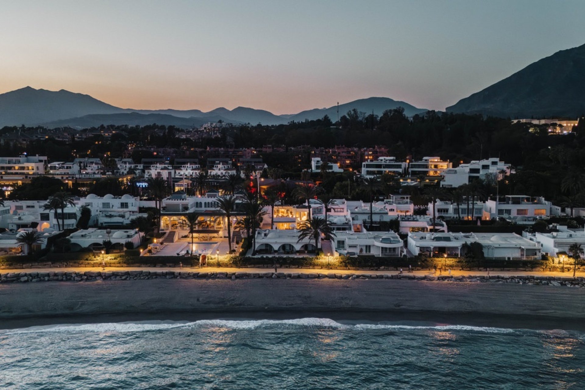 Resale - Villa - Marbella - The Golden Mile