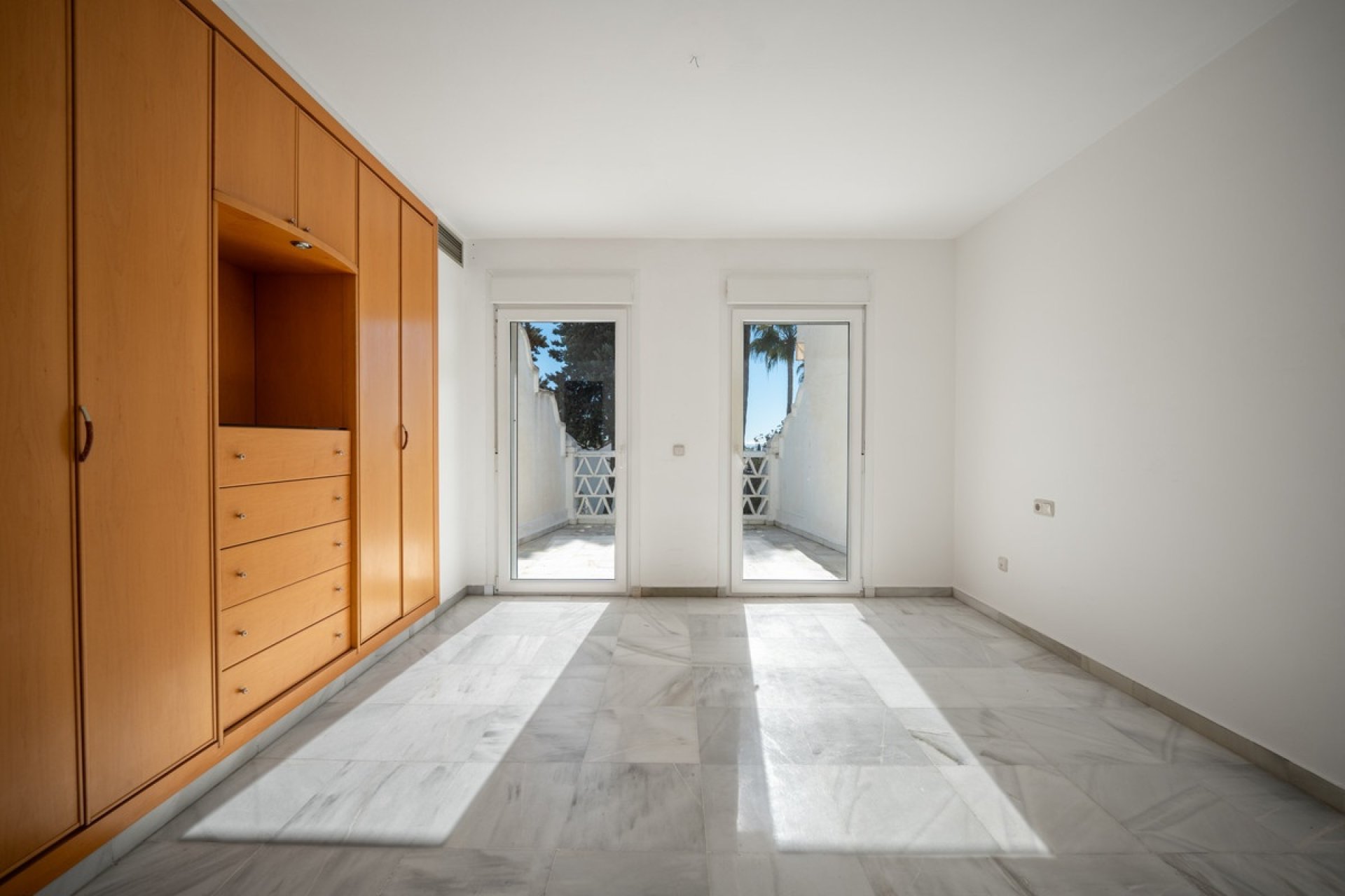 Resale - Villa - Marbella - The Golden Mile