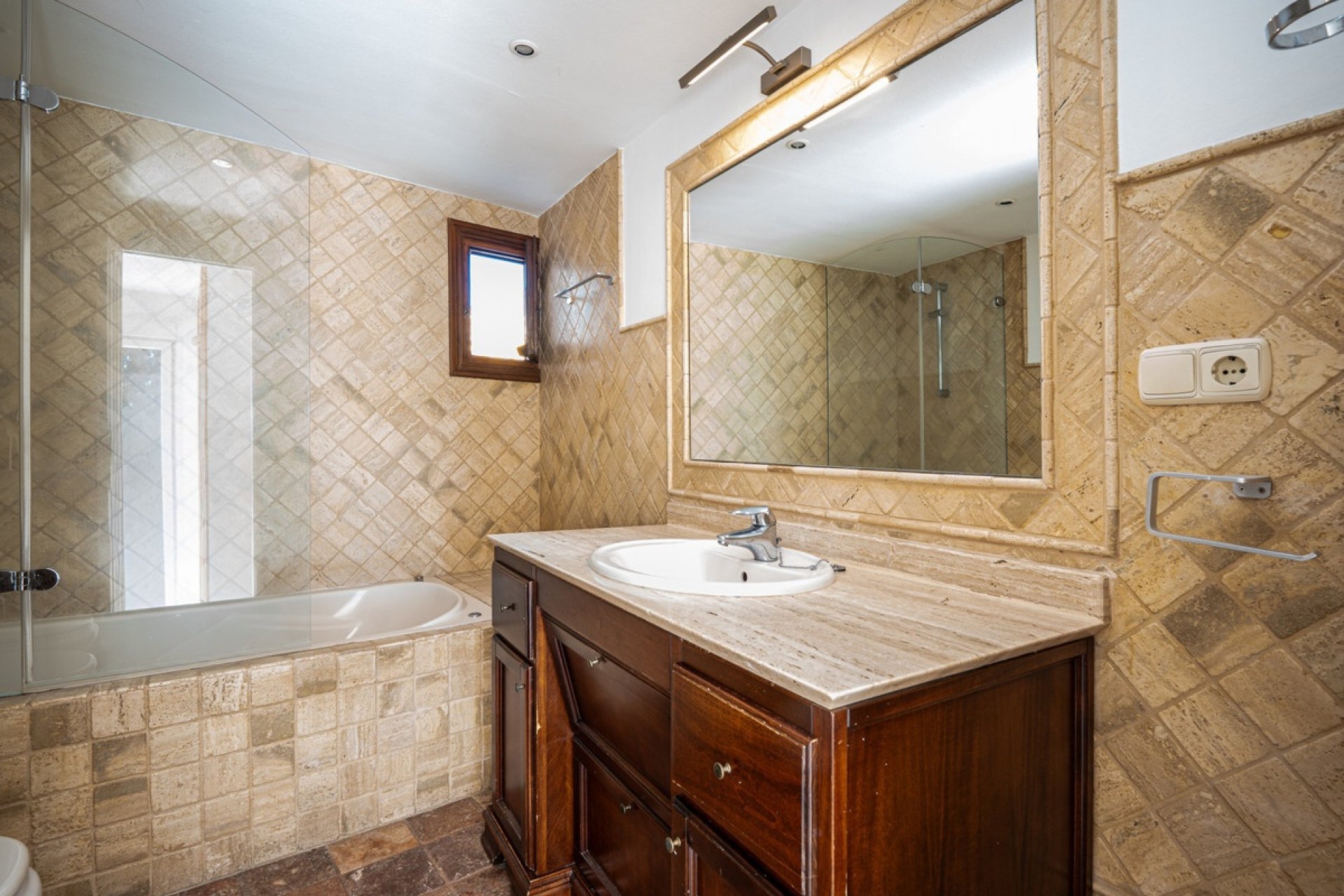 Resale - Villa - Marbella - The Golden Mile