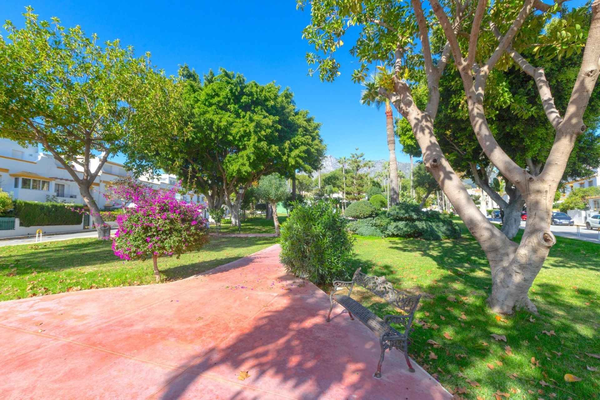 Resale - Villa - Marbella - The Golden Mile