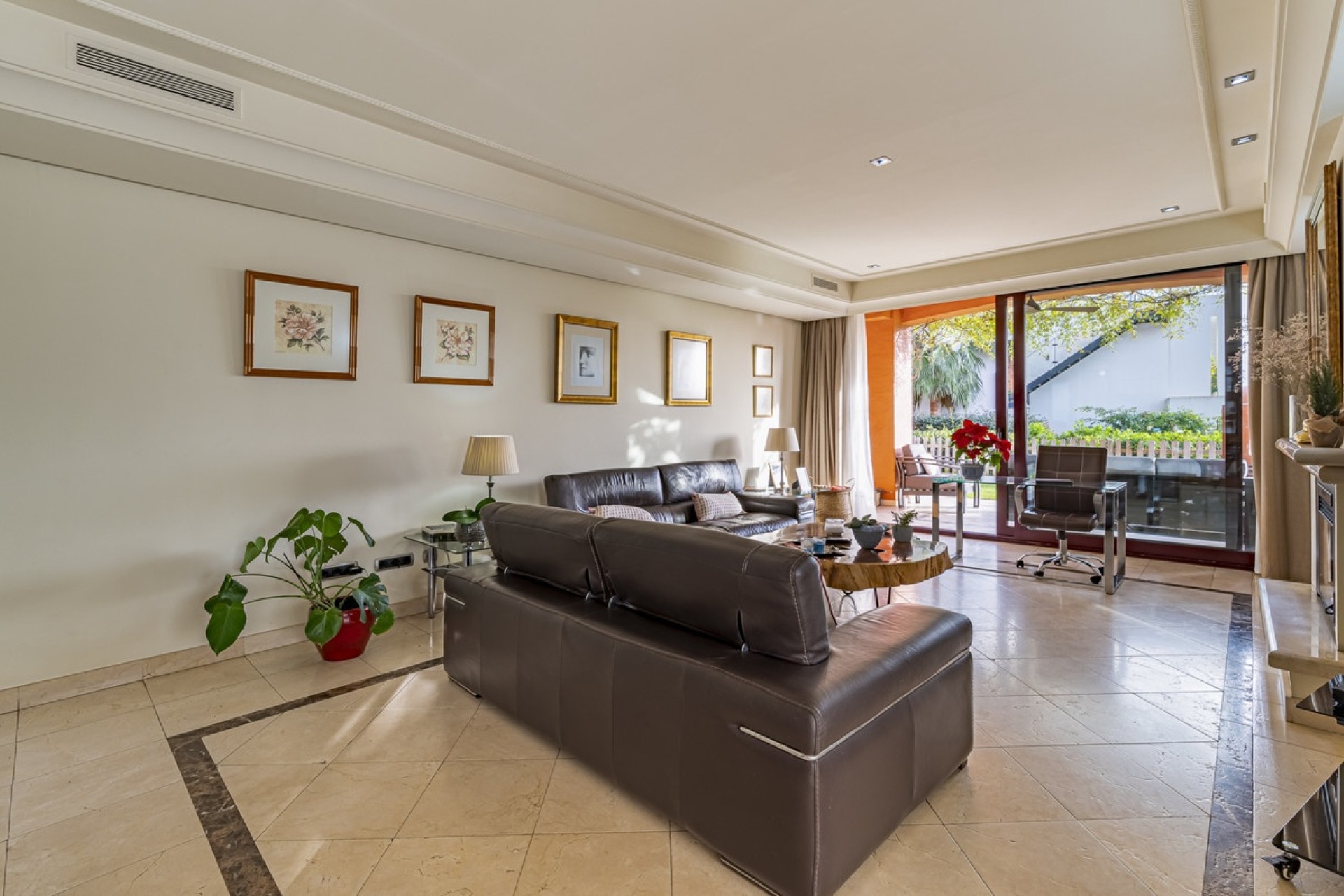 Resale - Villa - Marbella - The Golden Mile