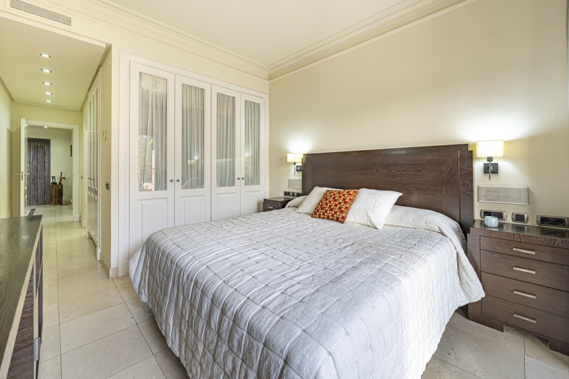 Resale - Villa - Marbella - The Golden Mile
