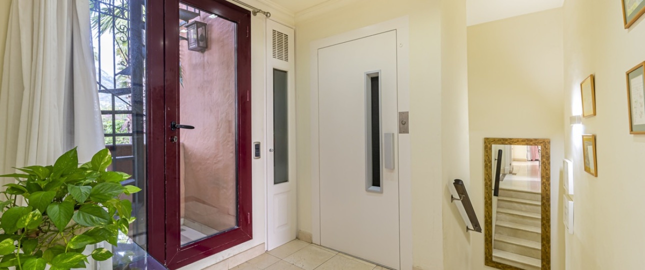 Resale - Villa - Marbella - The Golden Mile