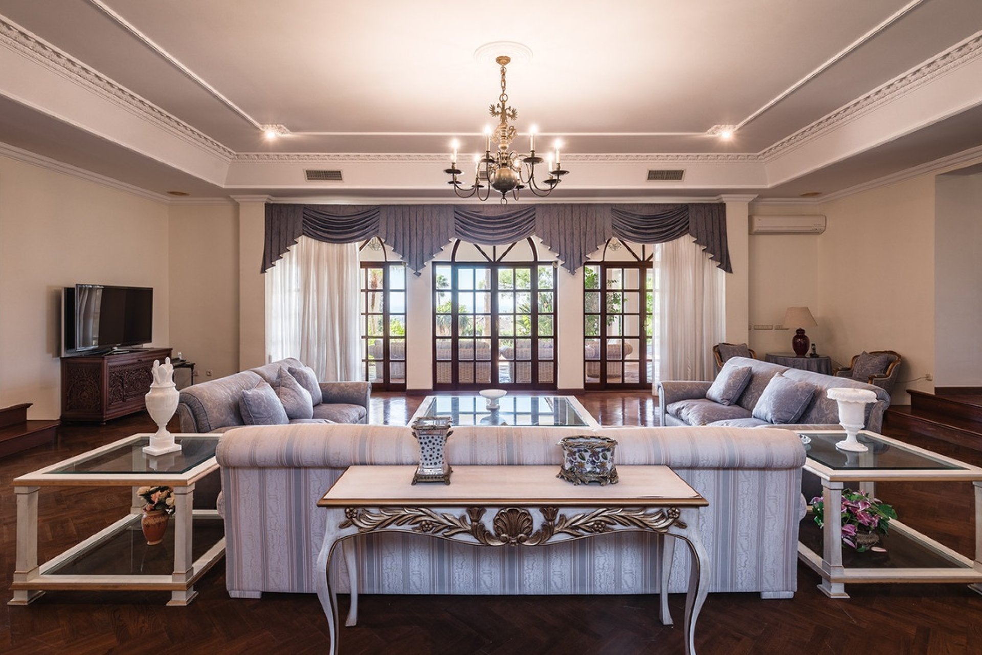 Resale - Villa - Marbella - The Golden Mile
