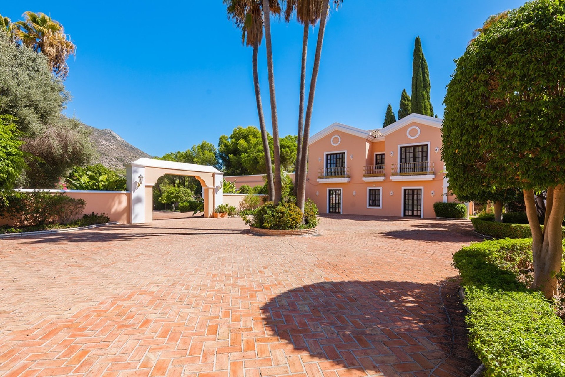 Resale - Villa - Marbella - The Golden Mile