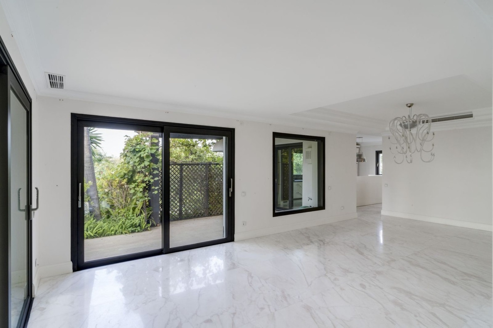 Resale - Villa - Marbella - The Golden Mile