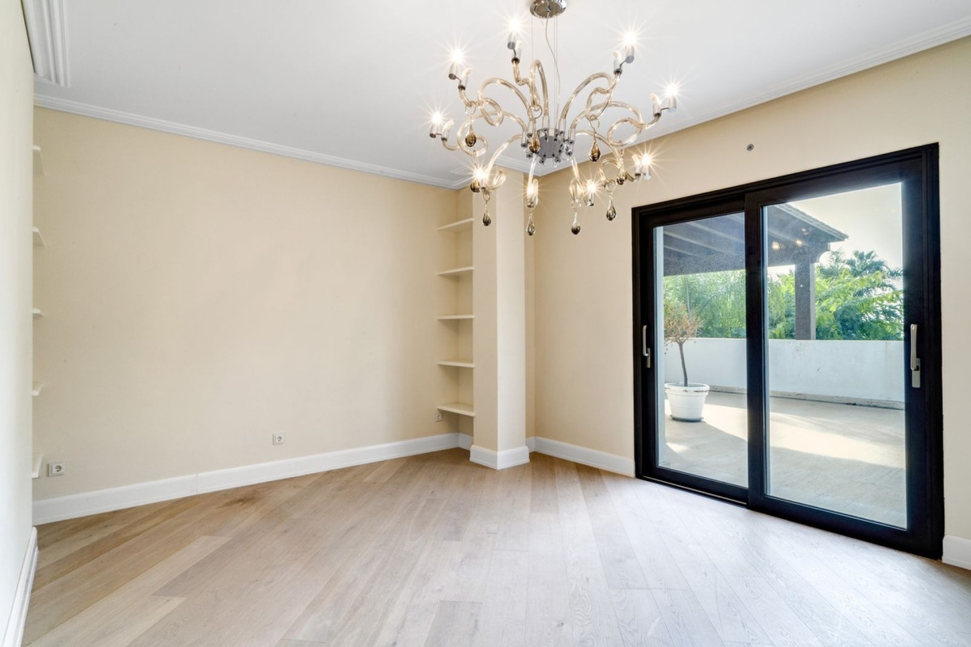 Resale - Villa - Marbella - The Golden Mile