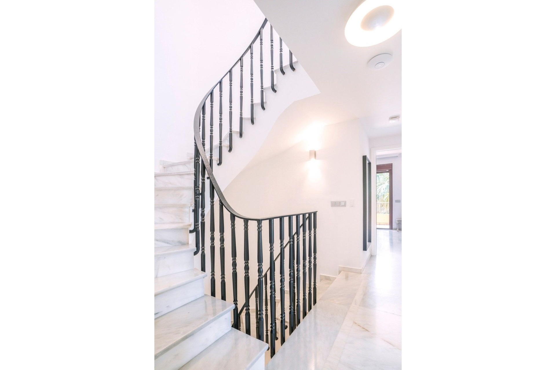 Resale - Villa - Marbella - The Golden Mile