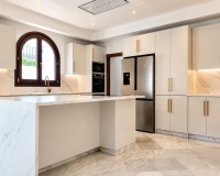 Resale - Villa - Marbella - The Golden Mile