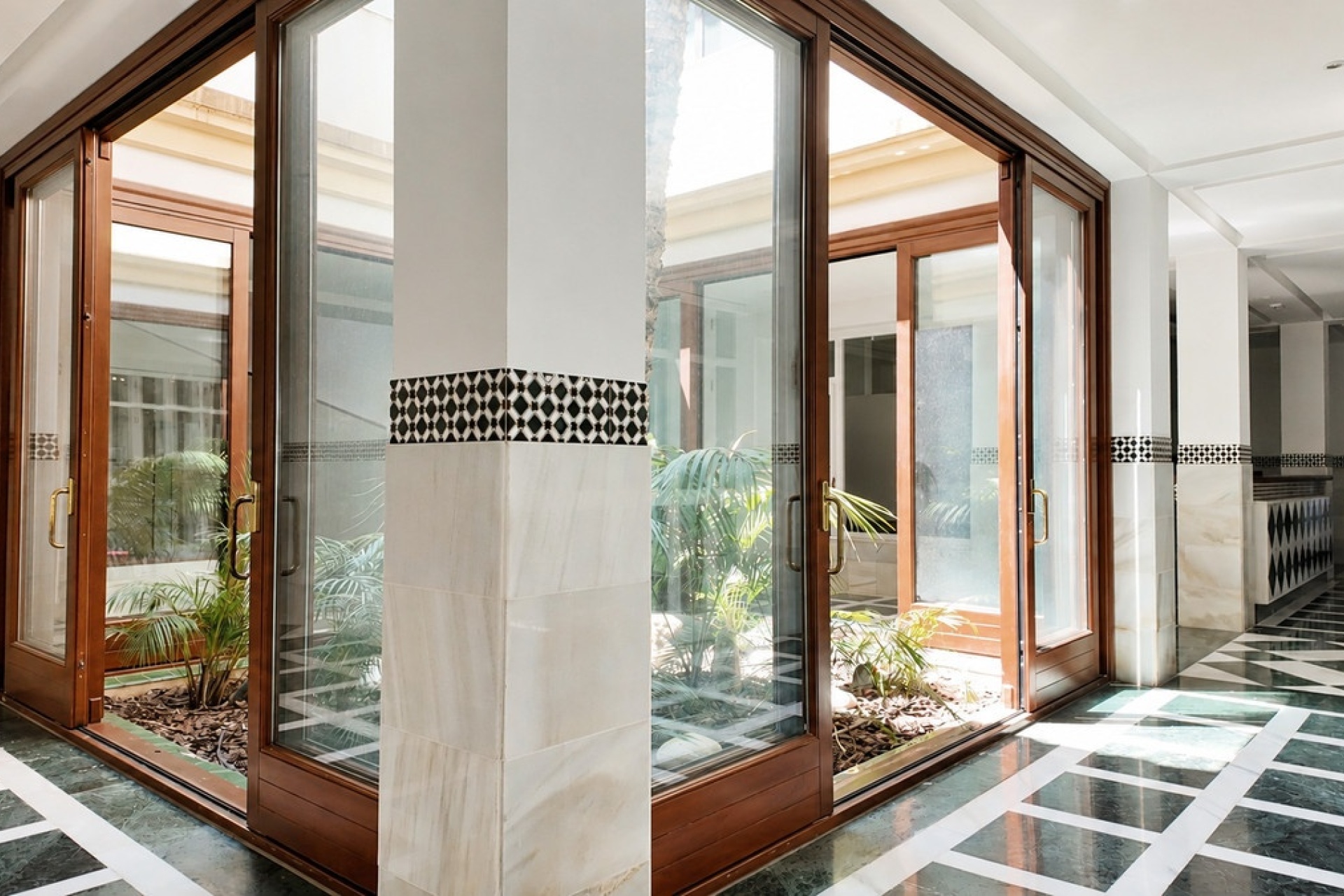 Resale - Villa - Marbella - The Golden Mile