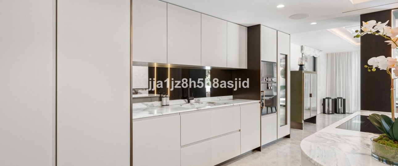 Resale - Villa - Marbella - The Golden Mile
