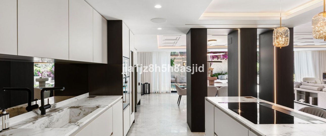 Resale - Villa - Marbella - The Golden Mile