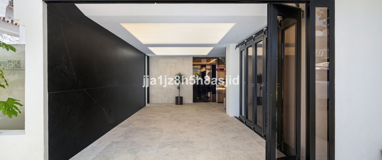 Resale - Villa - Marbella - The Golden Mile