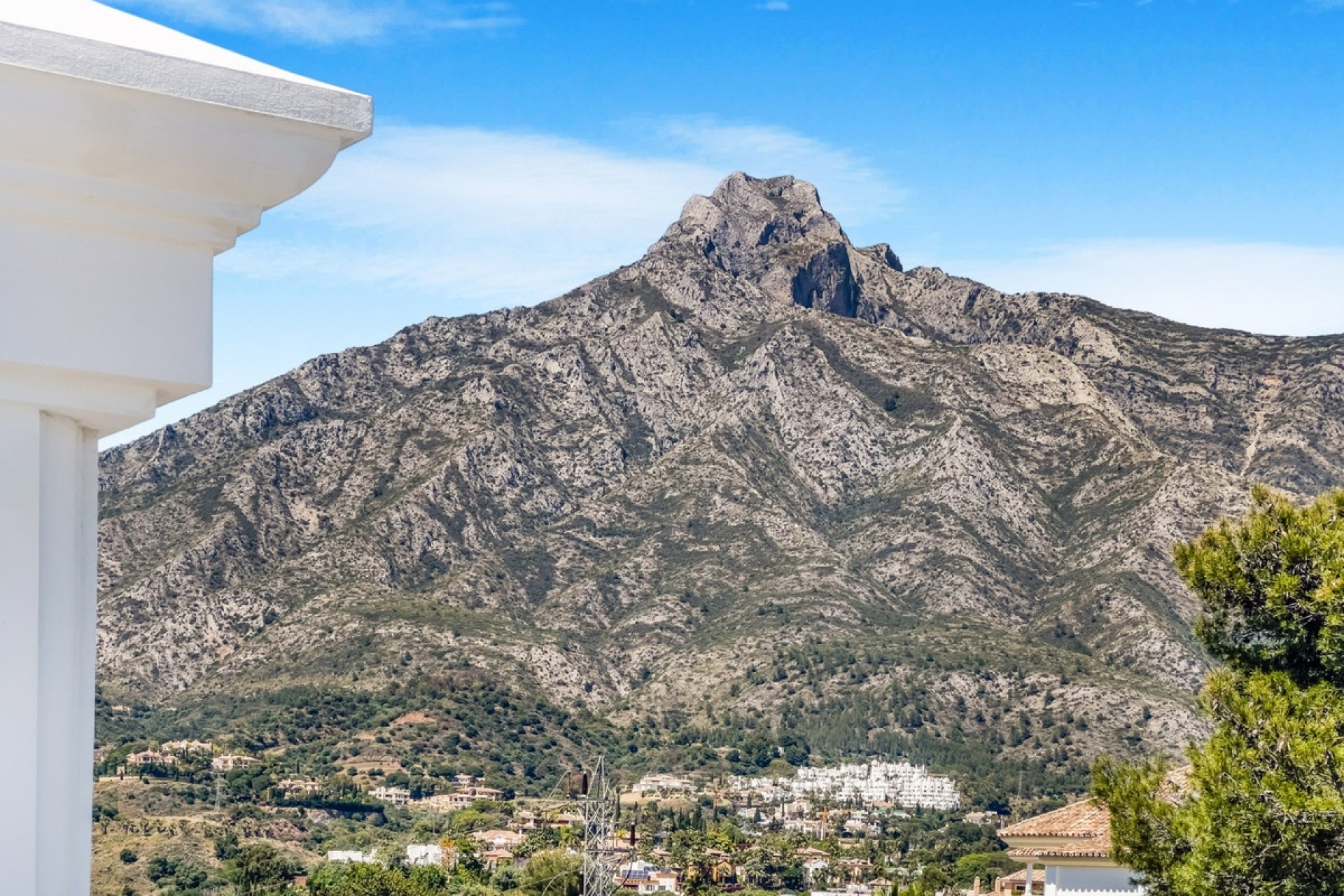 Resale - Villa - Marbella - The Golden Mile