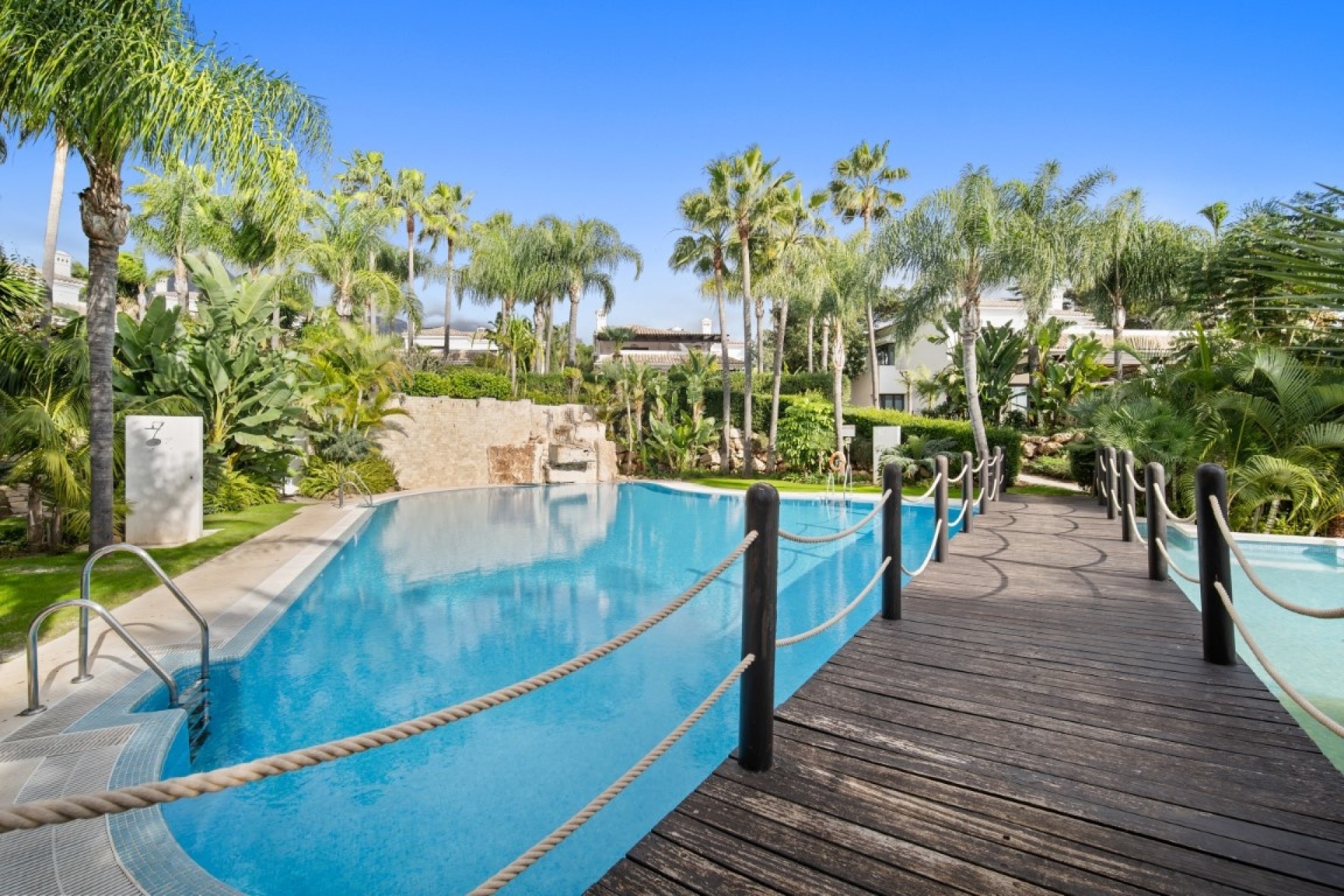 Resale - Villa - Marbella - The Golden Mile