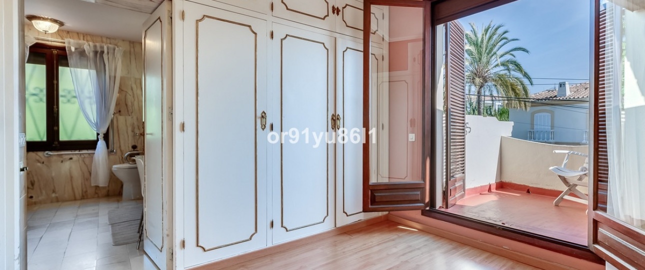 Resale - Villa - Marbella - The Golden Mile