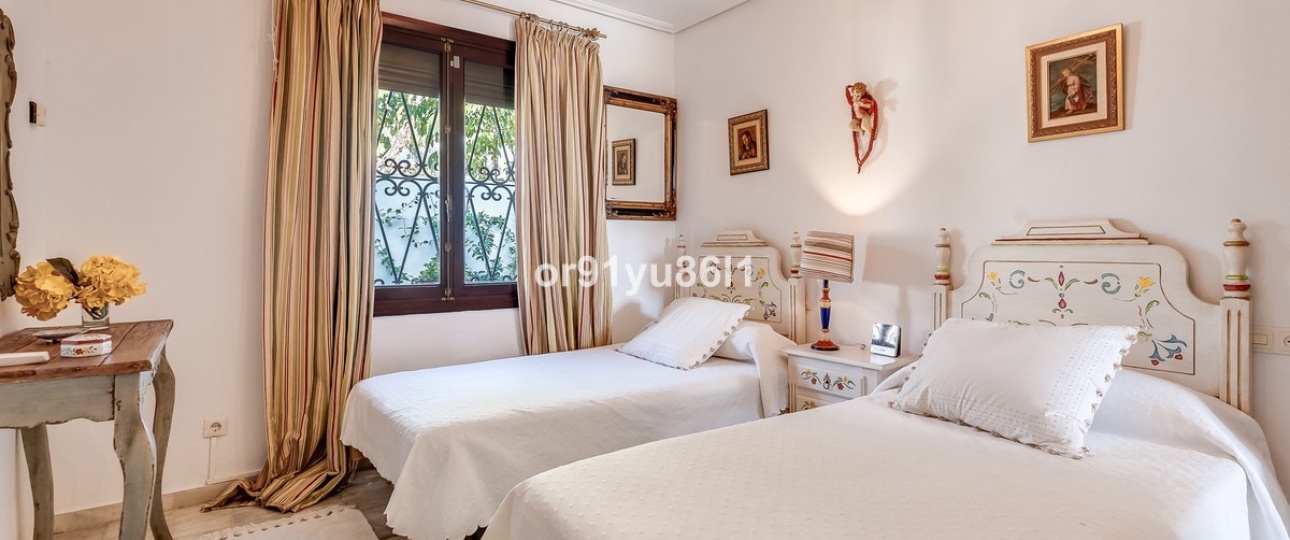 Resale - Villa - Marbella - The Golden Mile