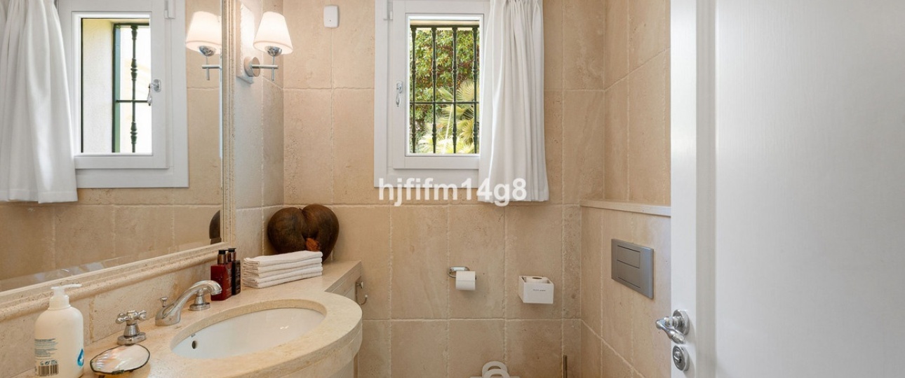 Resale - Villa - Marbella - The Golden Mile
