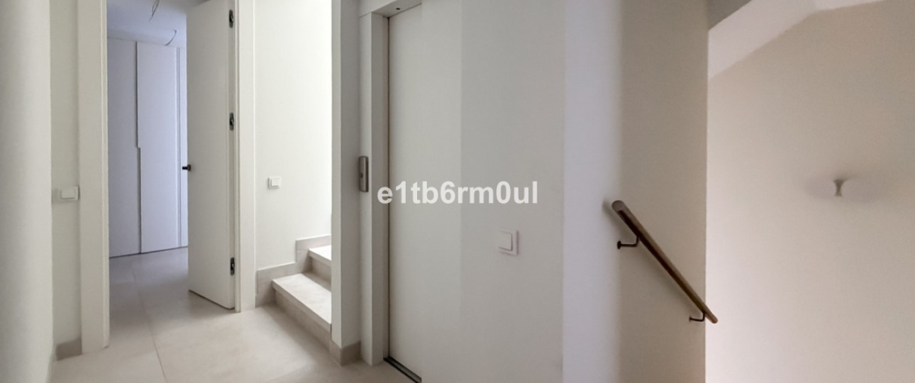 Resale - Villa - Marbella - The Golden Mile