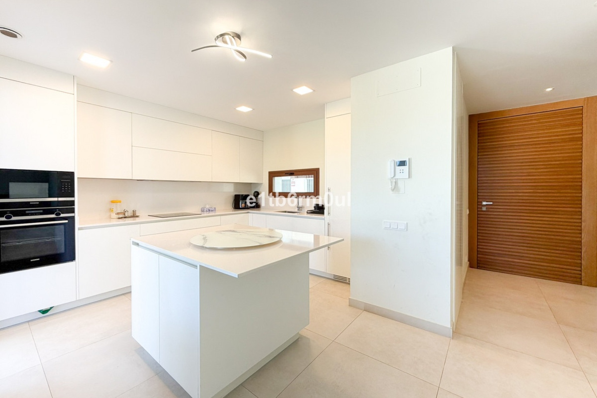 Resale - Villa - Marbella - The Golden Mile