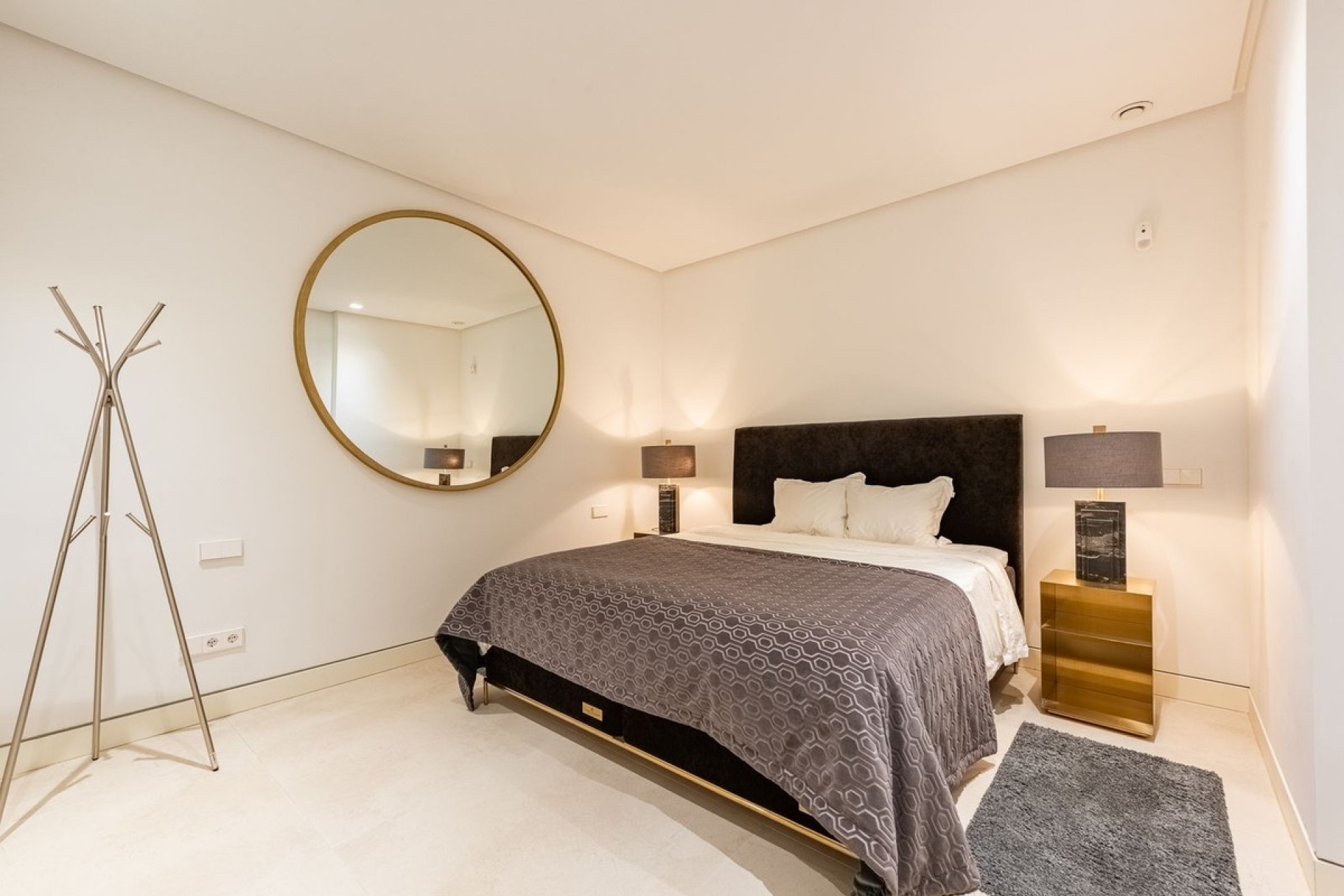 Resale - Villa - Marbella - The Golden Mile