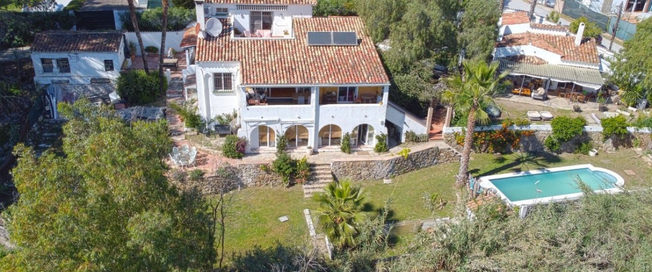 Resale - Villa - Marbella - Valle del Sol