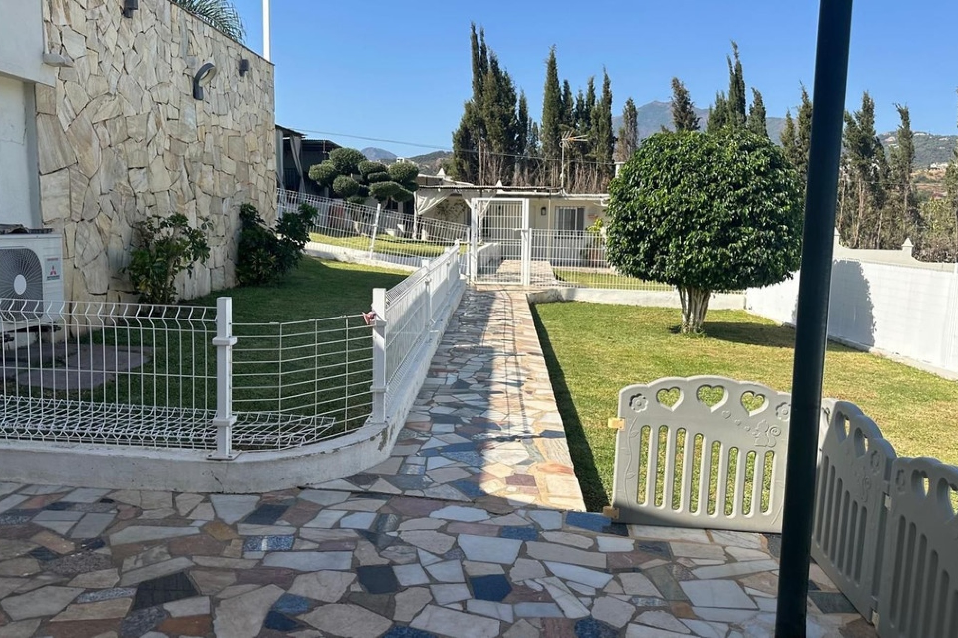 Resale - Villa - Marbella - Valle del Sol