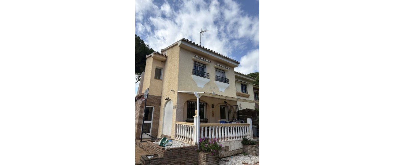 Resale - Villa - Mijas - Calahonda