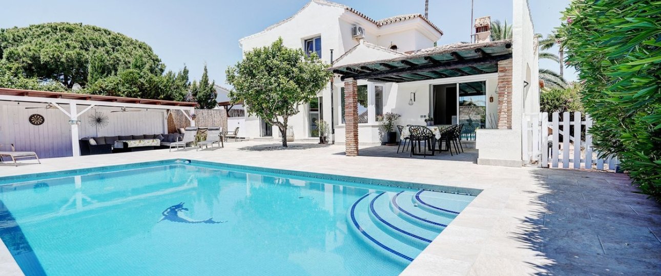 Resale - Villa - Mijas - Calahonda