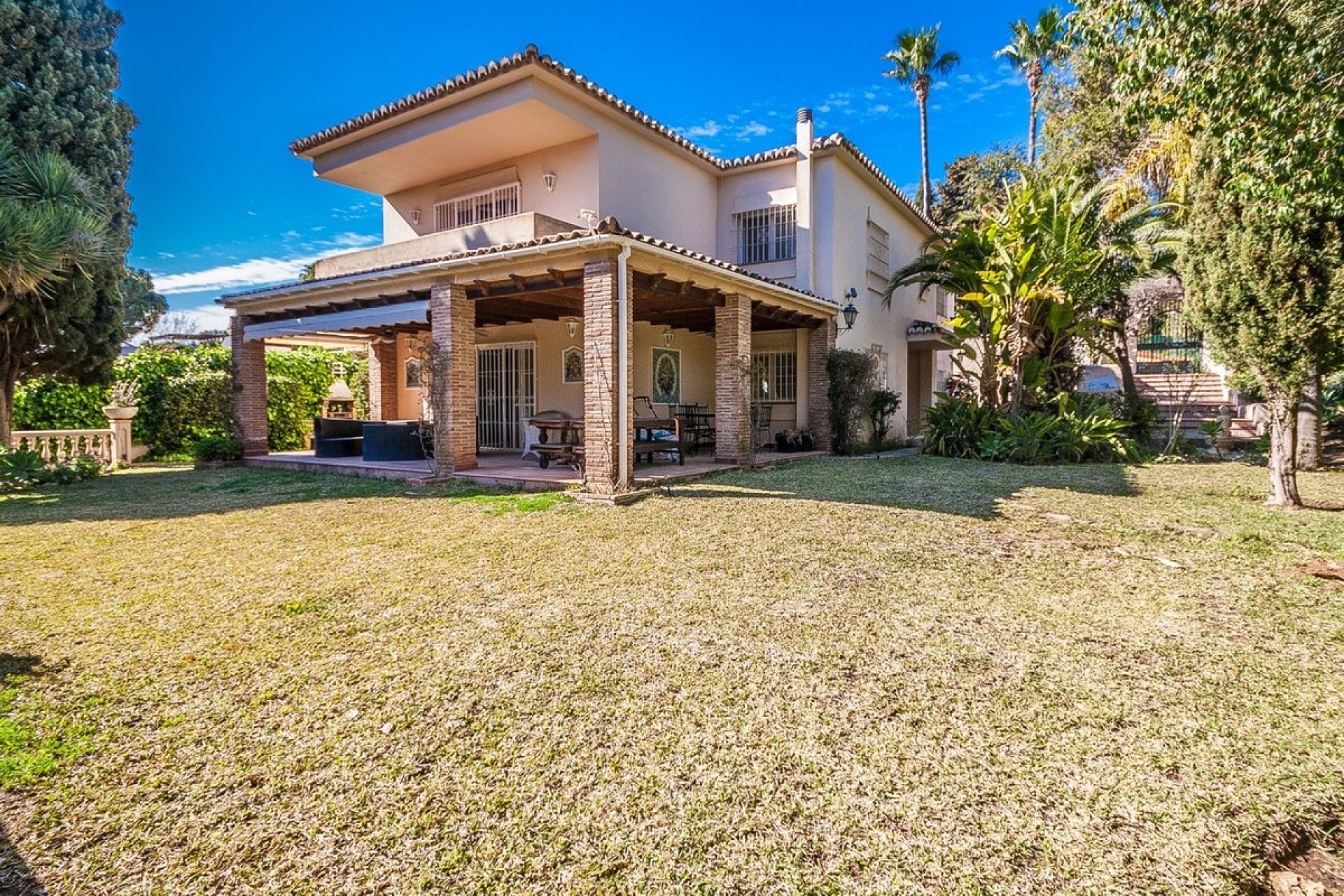 Resale - Villa - Mijas - Calahonda