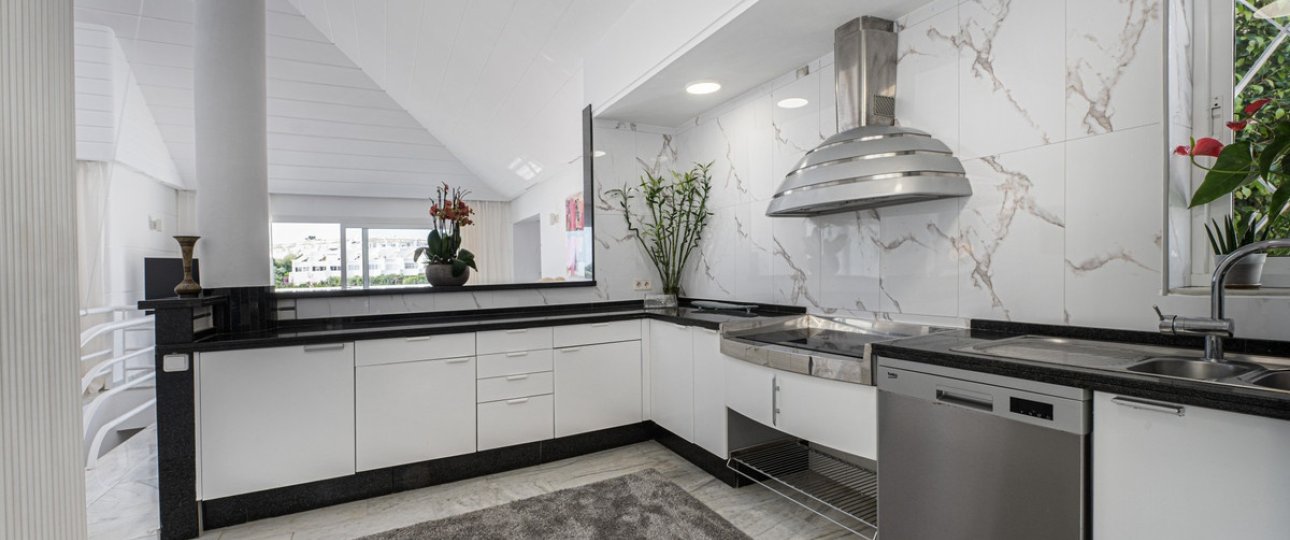 Resale - Villa - Mijas - Calahonda