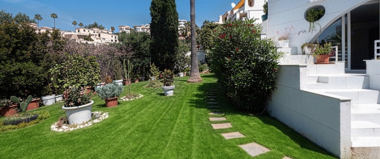 Resale - Villa - Mijas - Calahonda