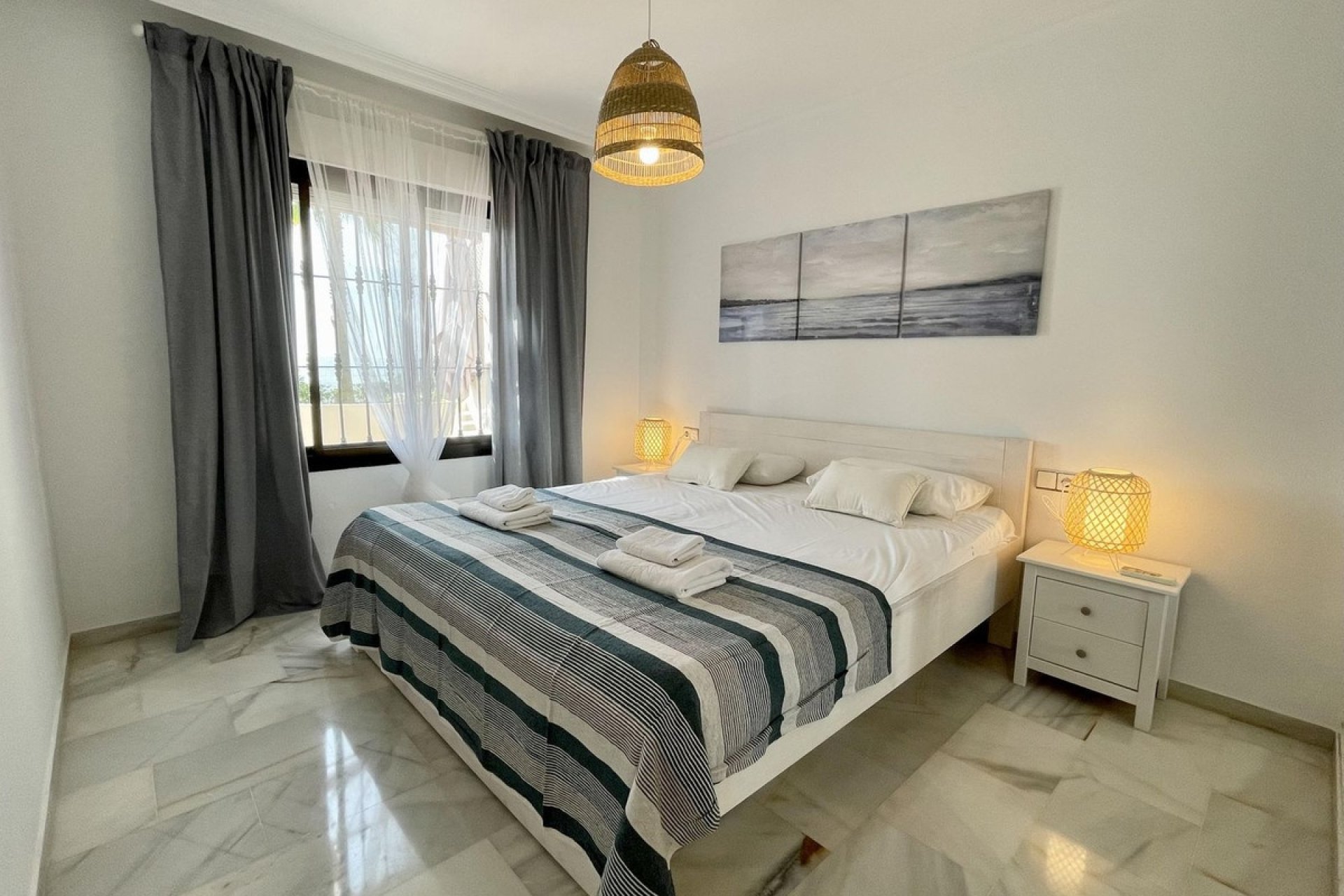 Resale - Villa - Mijas - Calahonda