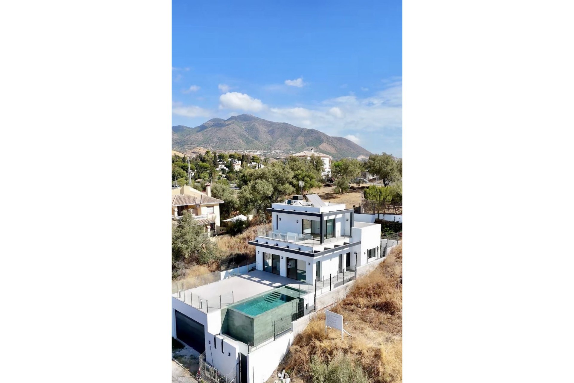 Resale - Villa - Mijas - Campo Mijas
