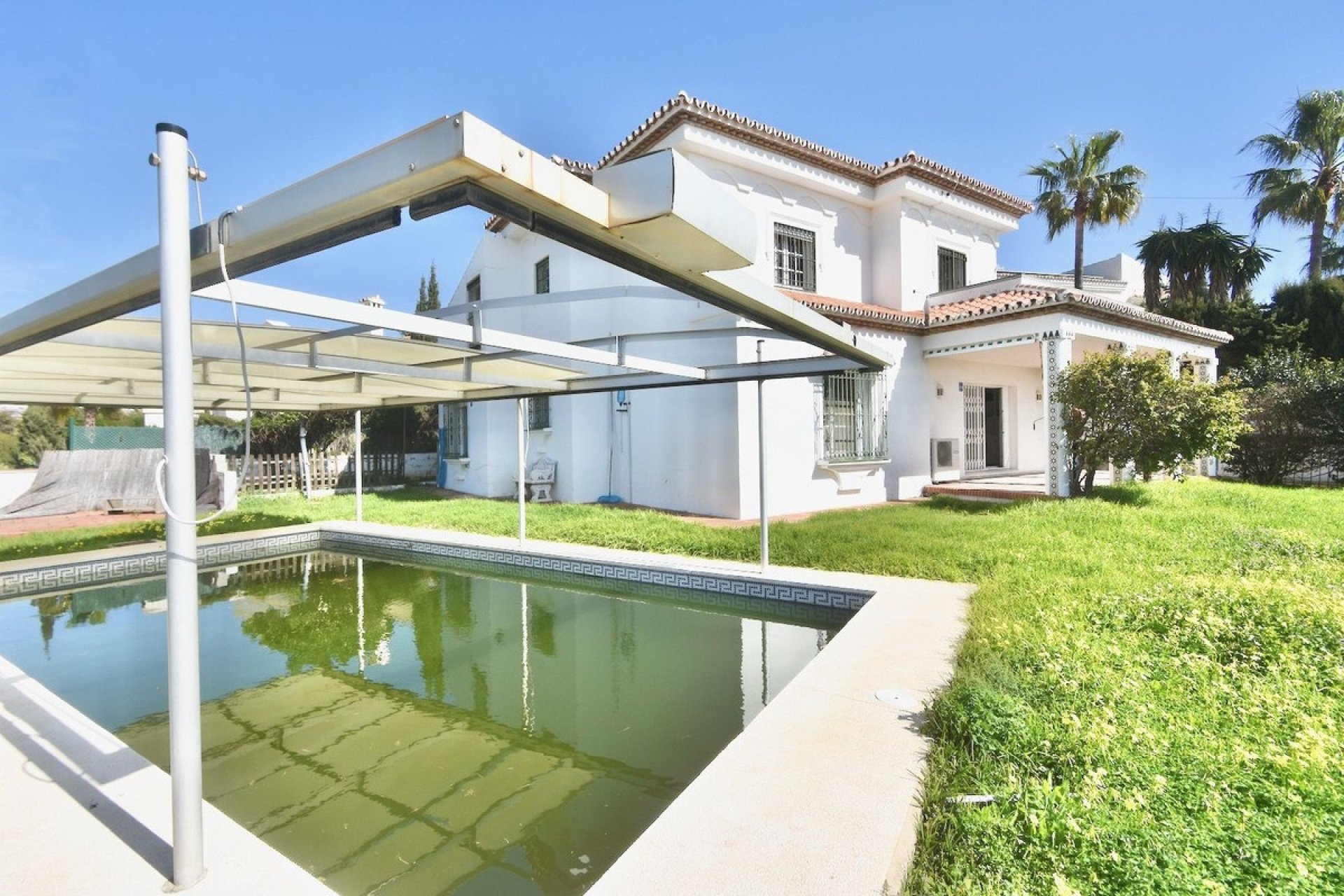 Resale - Villa - Mijas - La Cala de Mijas