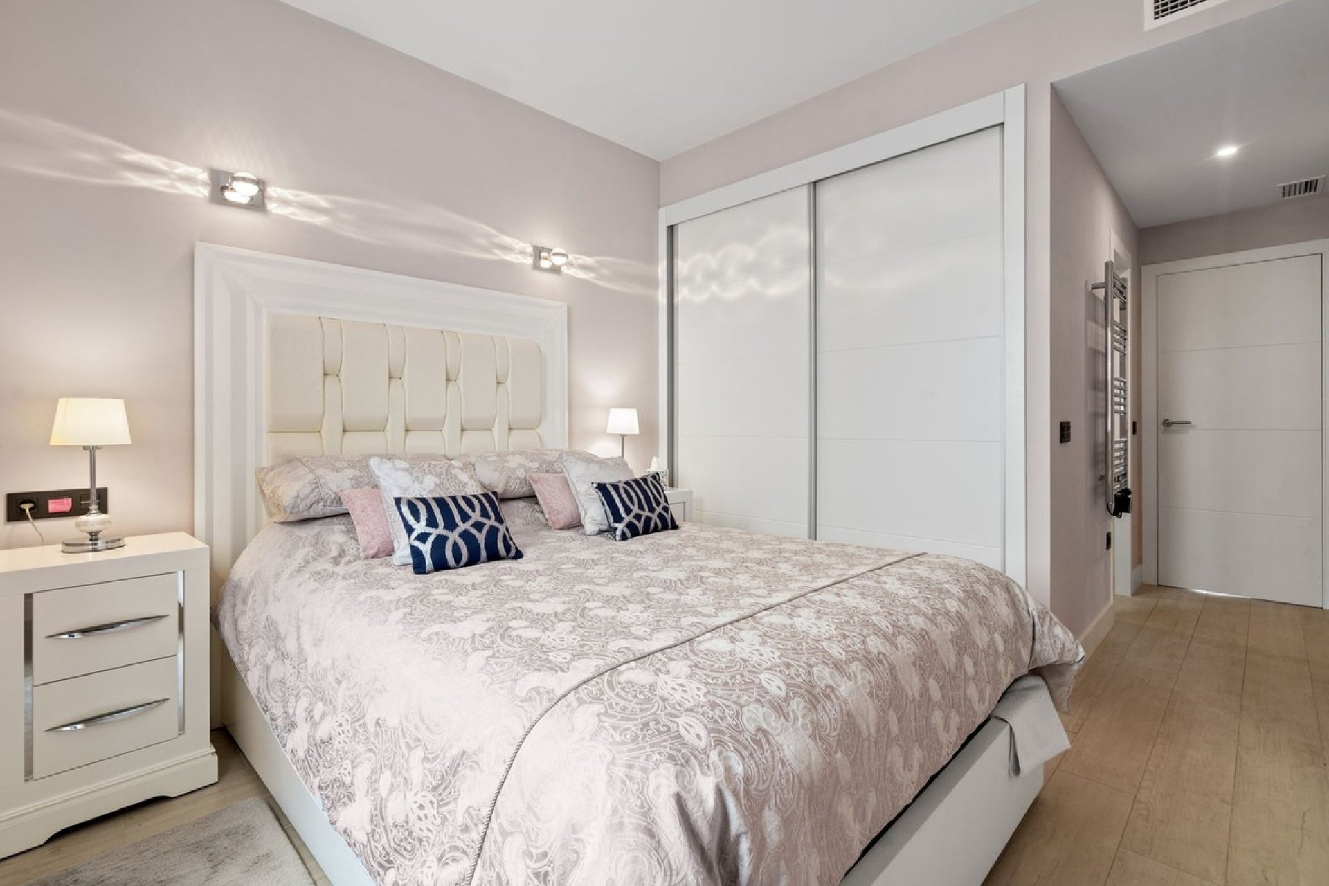 Resale - Villa - Mijas - La Cala de Mijas