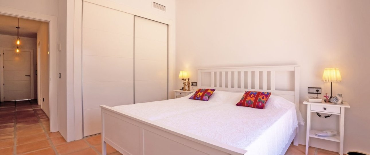 Resale - Villa - Mijas - La Cala Golf