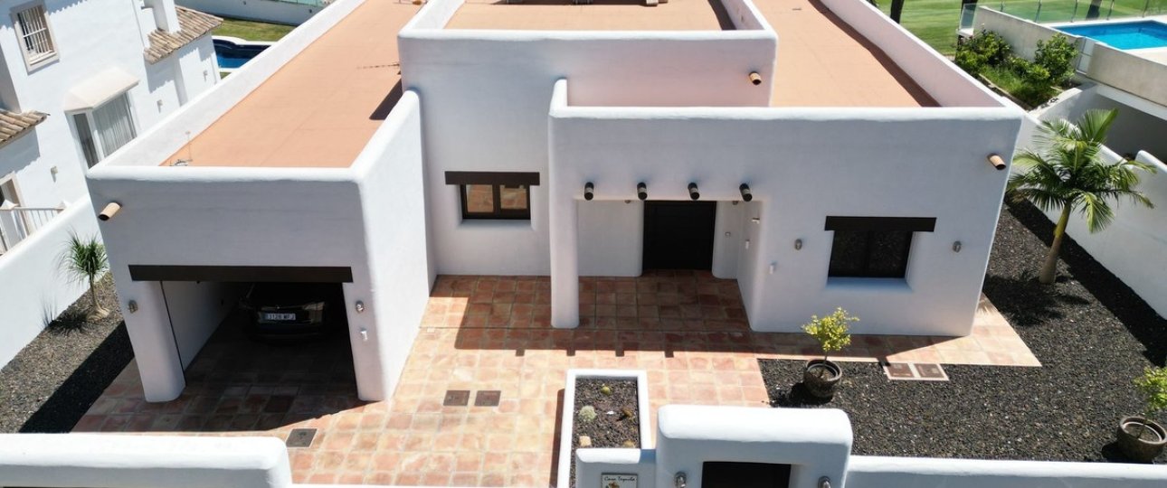 Resale - Villa - Mijas - La Cala Golf