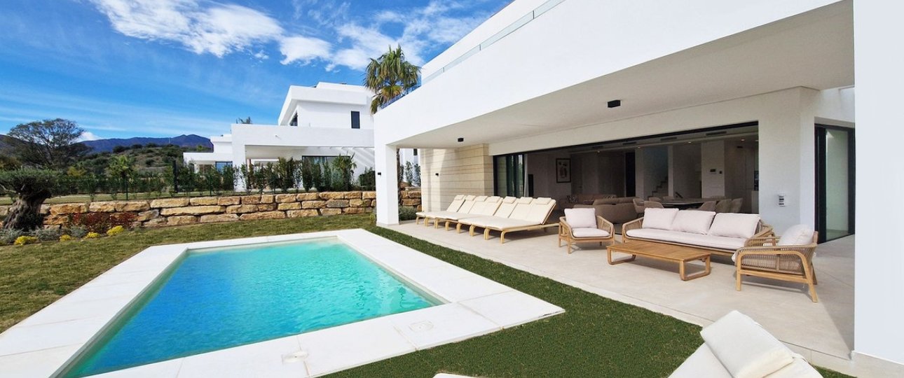 Resale - Villa - Mijas - La Cala Golf