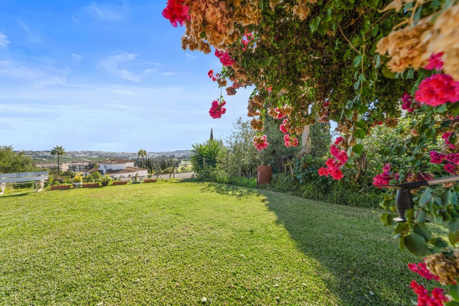 Resale - Villa - Mijas - Mijas Centro