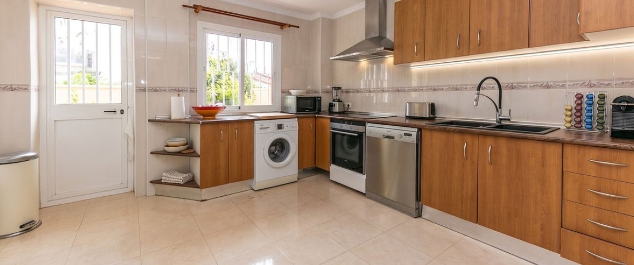 Resale - Villa - Mijas - Mijas Centro