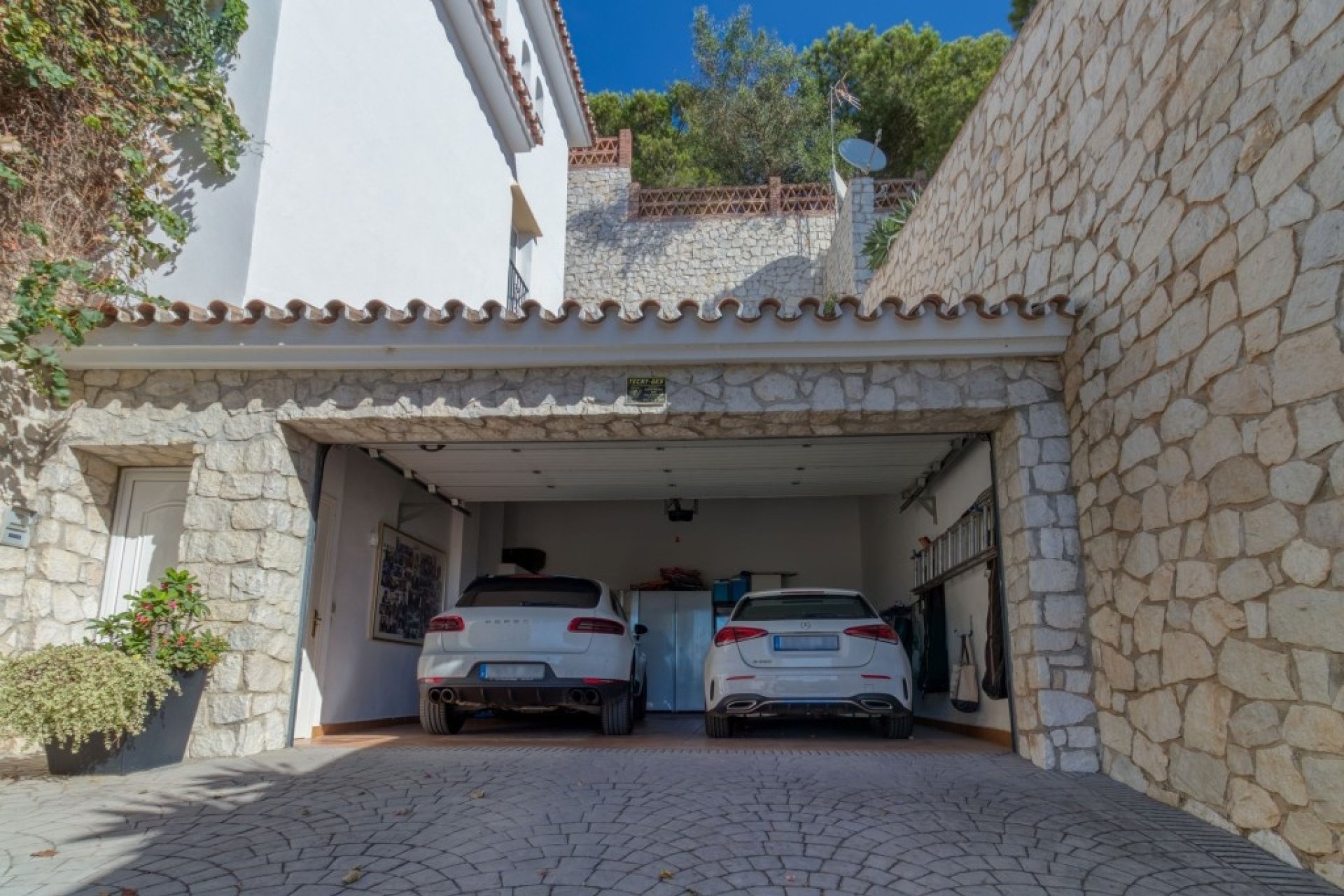 Resale - Villa - Mijas - Mijas Centro