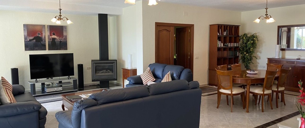 Resale - Villa - Mijas - Mijas Centro