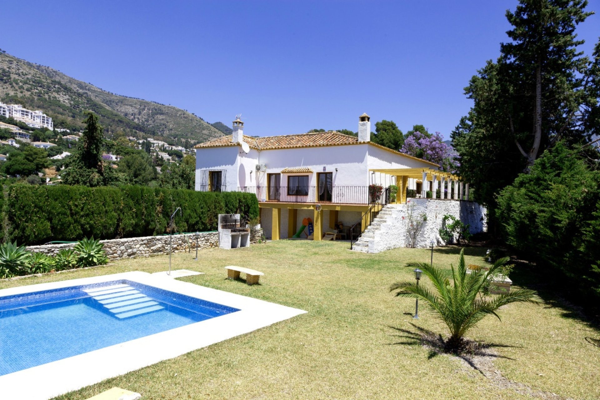 Resale - Villa - Mijas - Mijas Centro