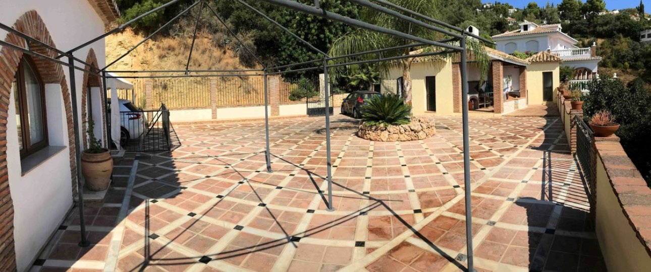 Resale - Villa - Mijas - Mijas Centro